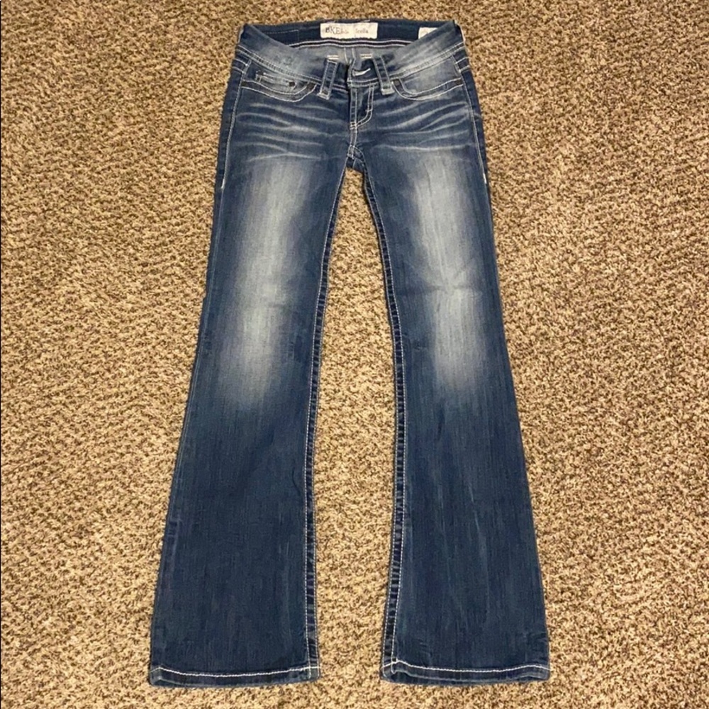Buckle jeans